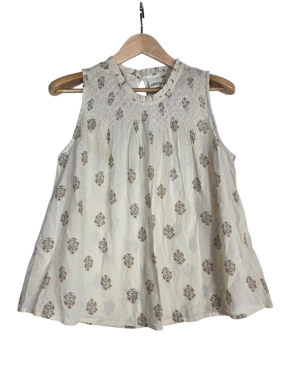 Indi & Cold San Sebastian Smocked Yoke Floral Sleeveless Blouse keyhole back